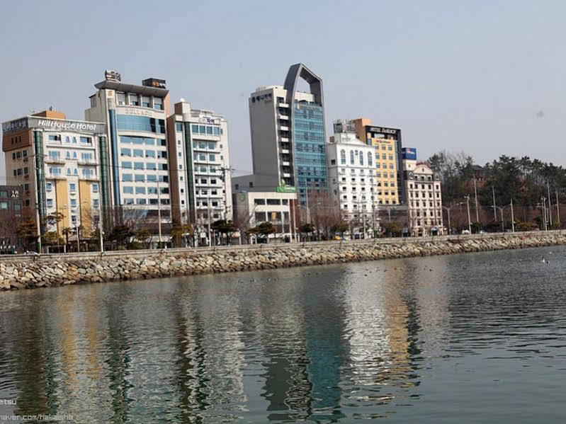 B&Beach Tourist Hotel Yeosu Exterior foto